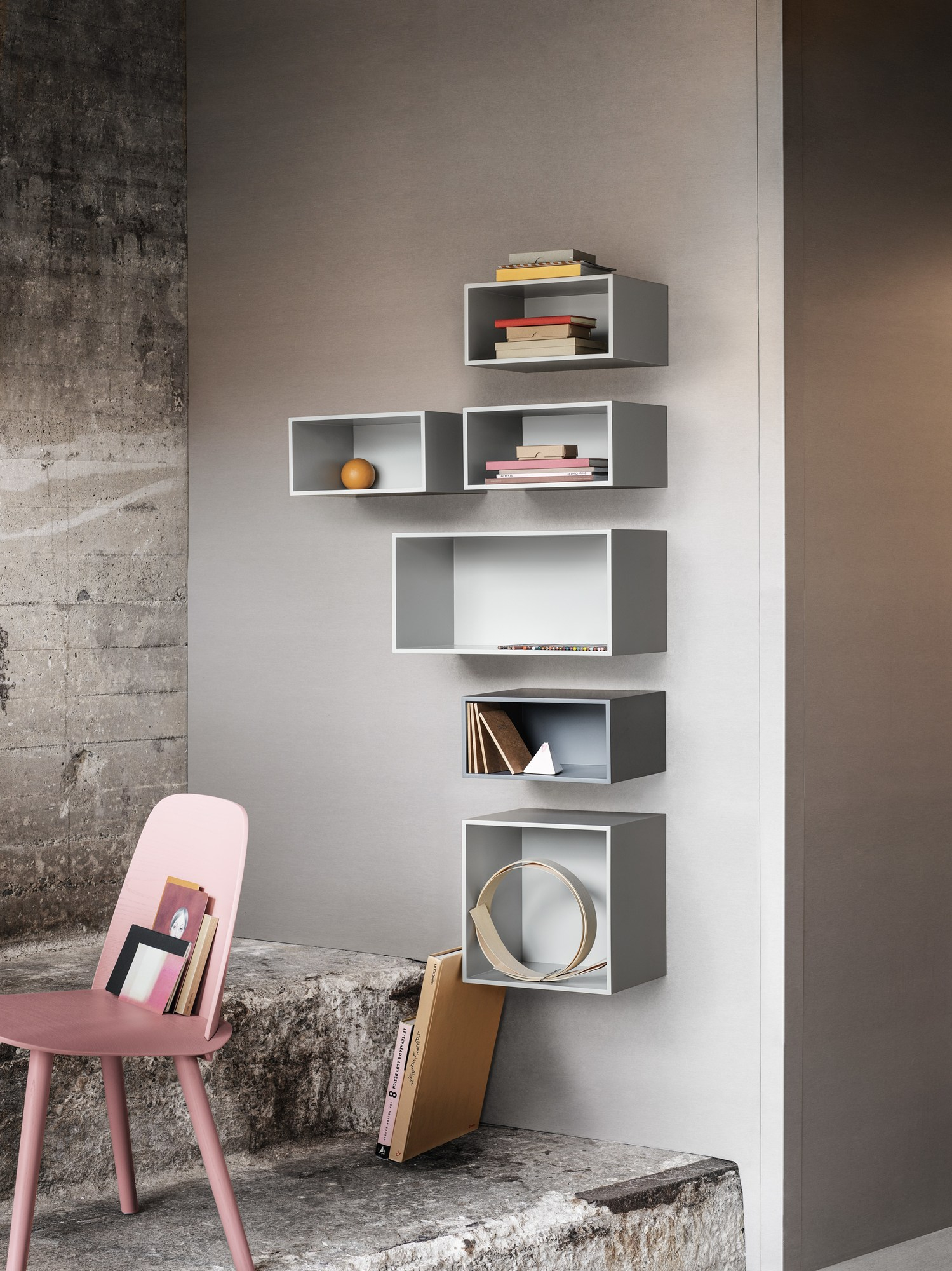 Mini Stacked Storage System 2.0 Regalsystem Muuto | MUUTO Mini Stacked Shelf System by Muuto | Box regale, Regalsystem